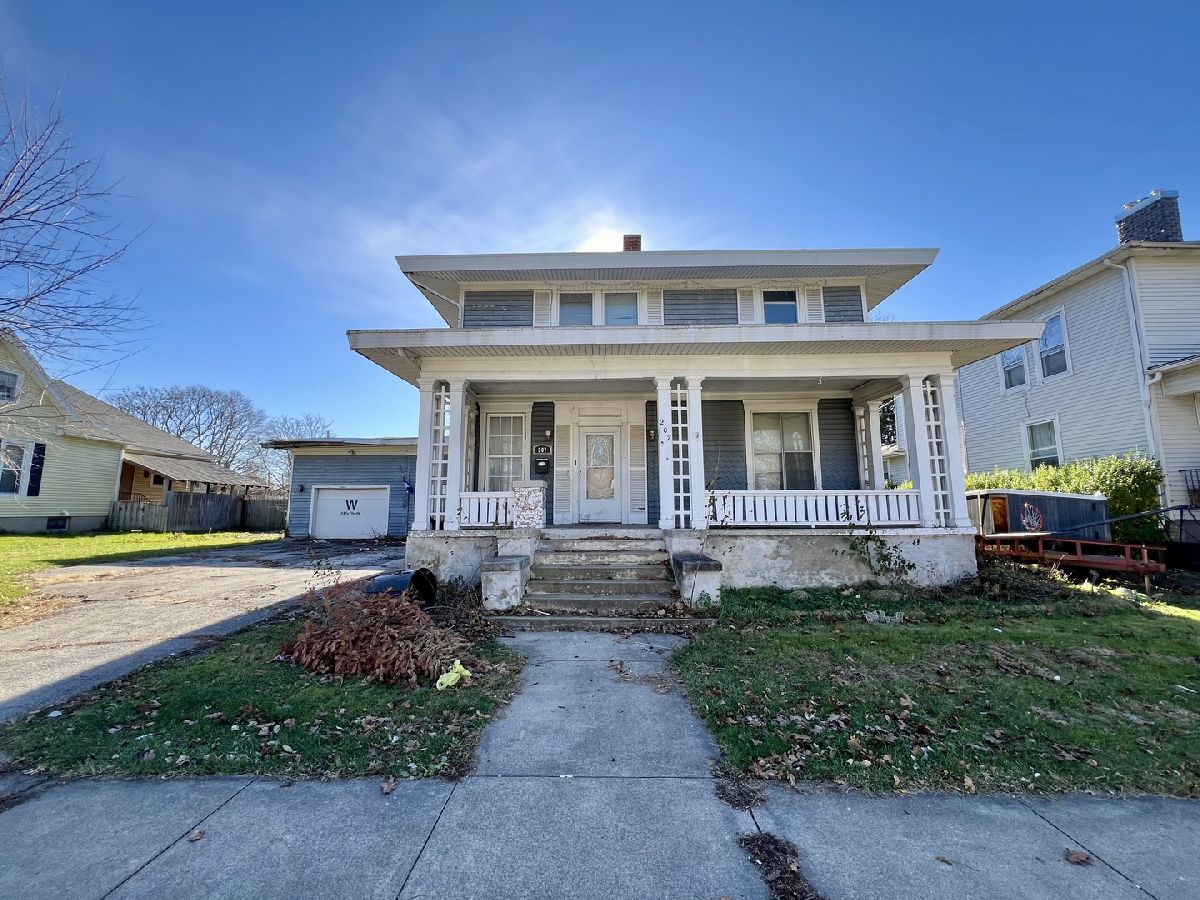  Sold Hoopeston Illinois, 207 Lincoln