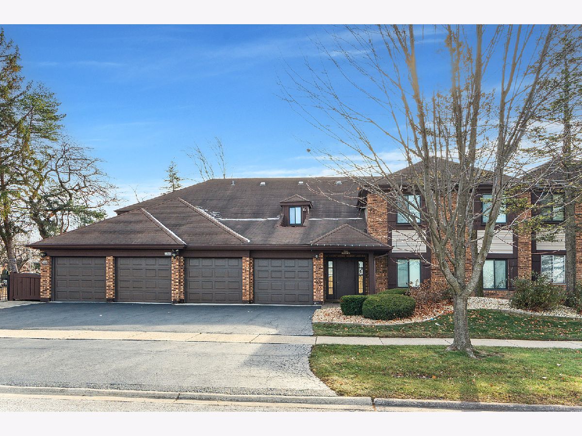 Condominiums Sold Pinetree Homewood Illinois, 3201 184th