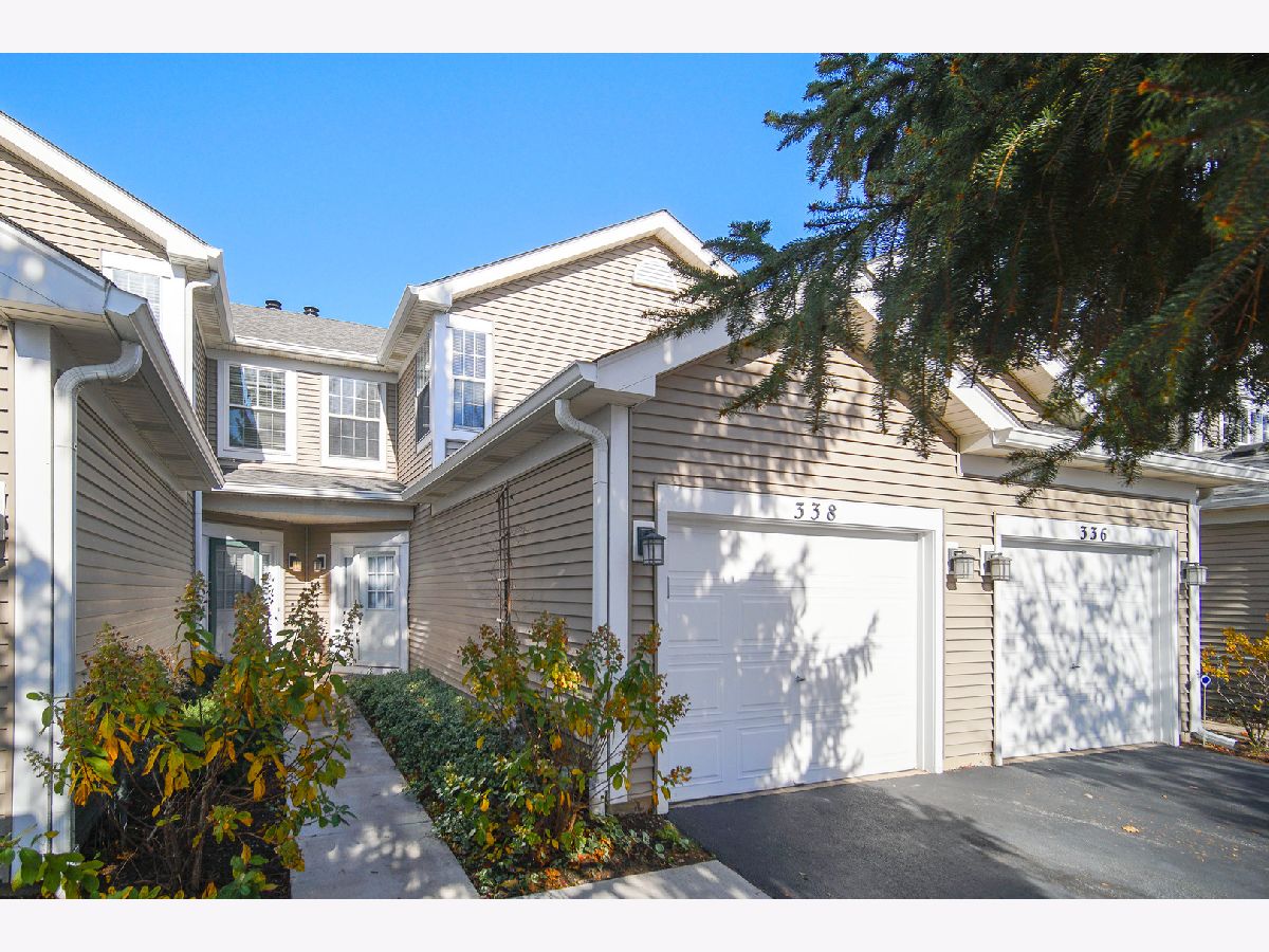 Townhomes Rented Mill Pond Batavia Illinois, 338 Mill