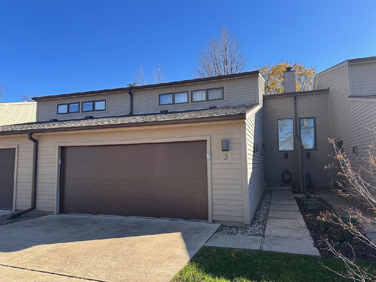 Condos & Townhomes Sold Briar Hill Champaign Illinois, 3 Briar Hill
