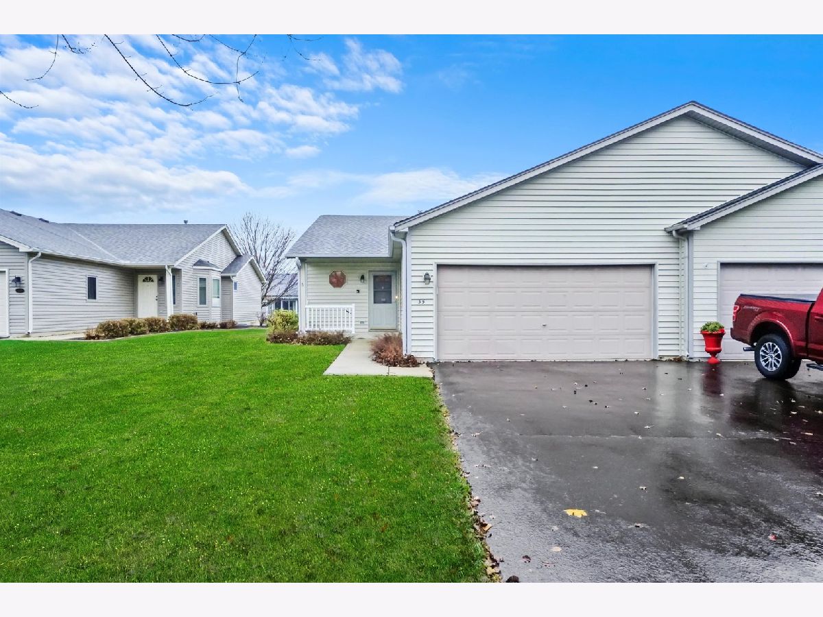 Condos & Townhomes Sold Silver Trail North Aurora Illinois, 35 Walnut