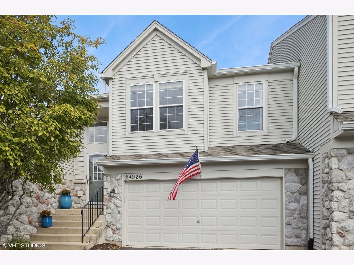 Homes & Townhomes & Condos Sold Auburn Lakes Plainfield Illinois, 24926 Franklin