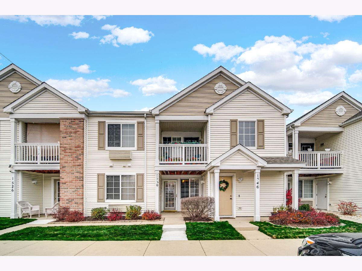 Condos & Townhomes Sold Prairie Point Aurora Illinois, 1530 Mcclure