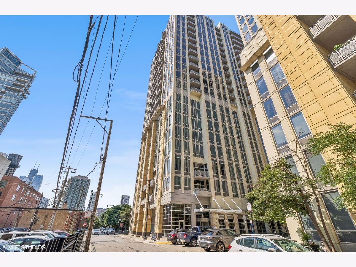 Condominiums Sold River Place On The Park Chicago Illinois, 700 Larrabee