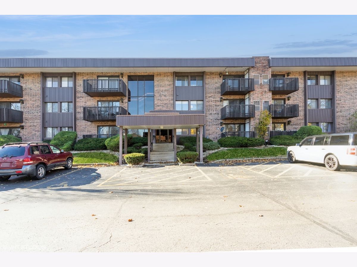 Condominiums Sold Woodlawn Terrace Joliet Illinois, 1421 Woodbridge