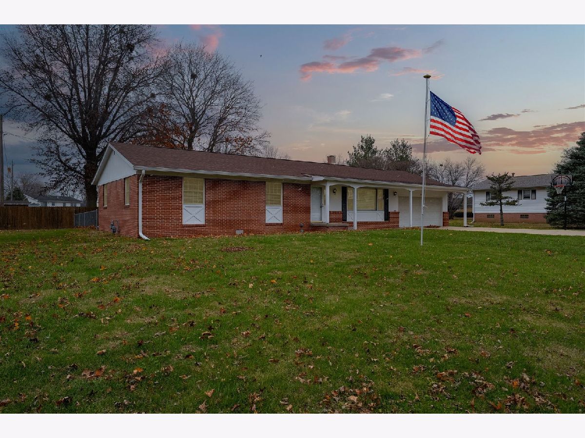  Sold Minier Illinois, 603 Main
