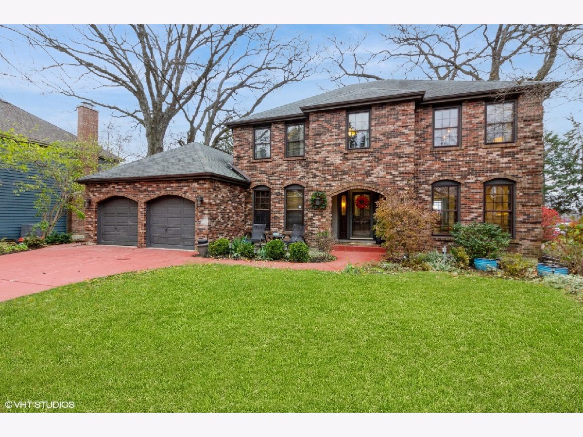 Homes Sold Oak Hill South Lisle Illinois, 5589 Cascade