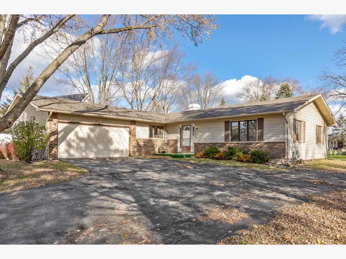 Homes Sold Catatoga Elgin Illinois, 9N755 Tipi