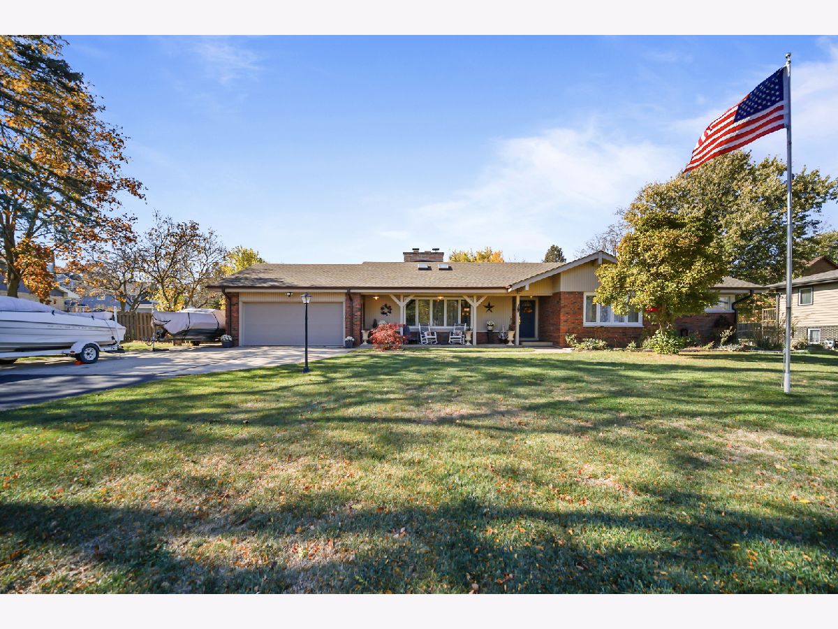  Sold Medinah Illinois, 6N080 Acacia