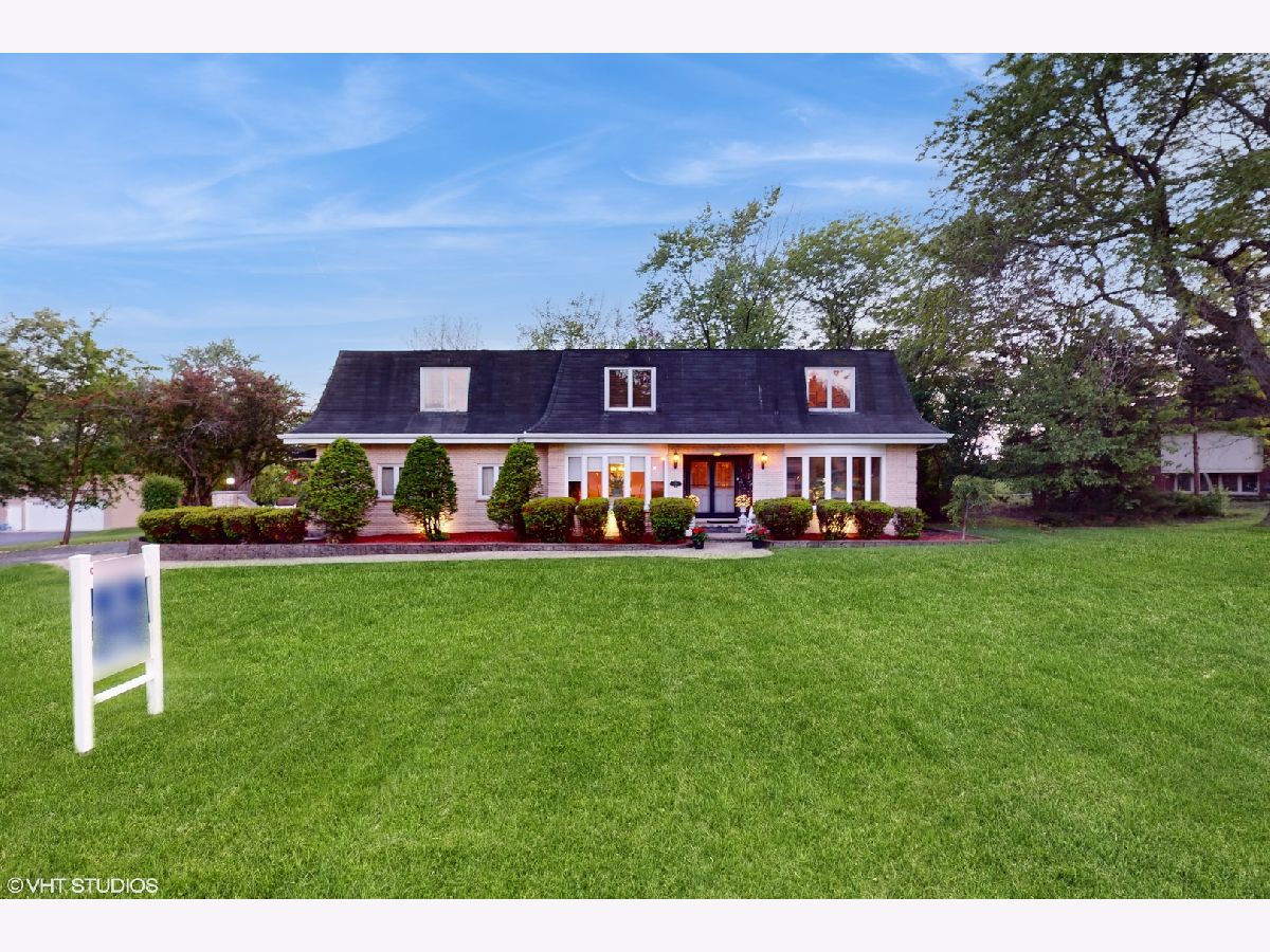 Homes & Condos & Townhomes Sold Brookeridge Downers Grove Illinois, 1129 86th