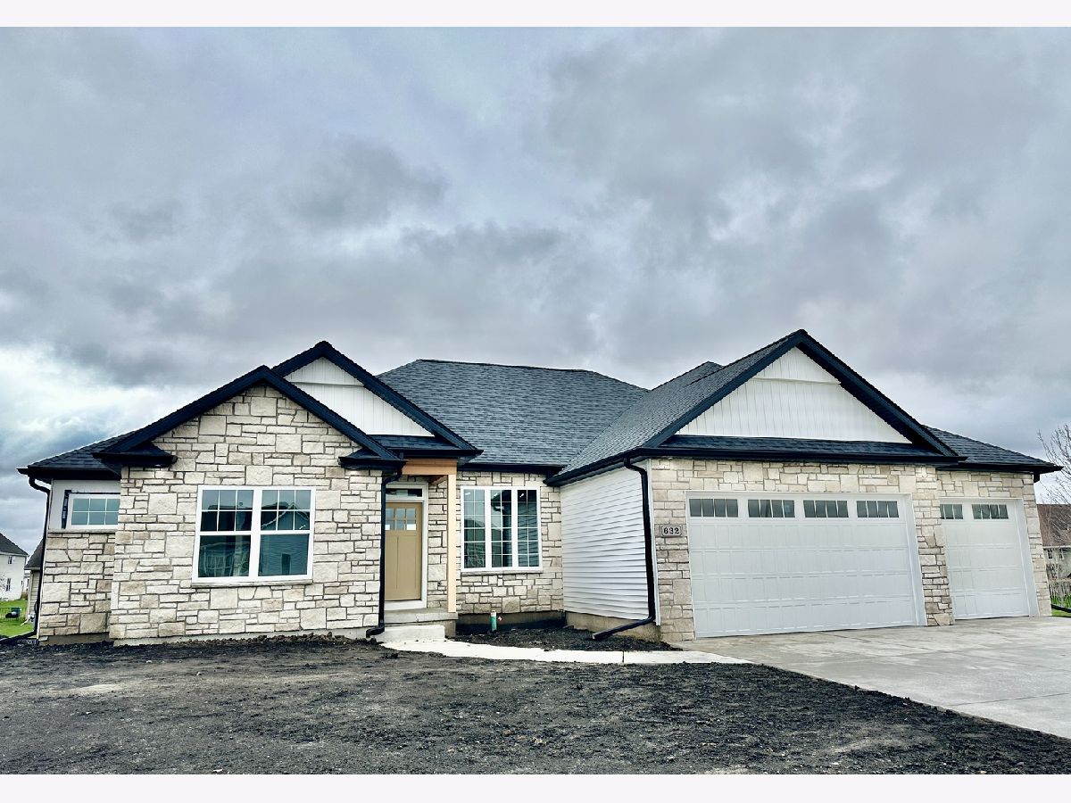 Homes Sold Krpans Parkside Estates Sycamore Illinois, 632 Zagreb