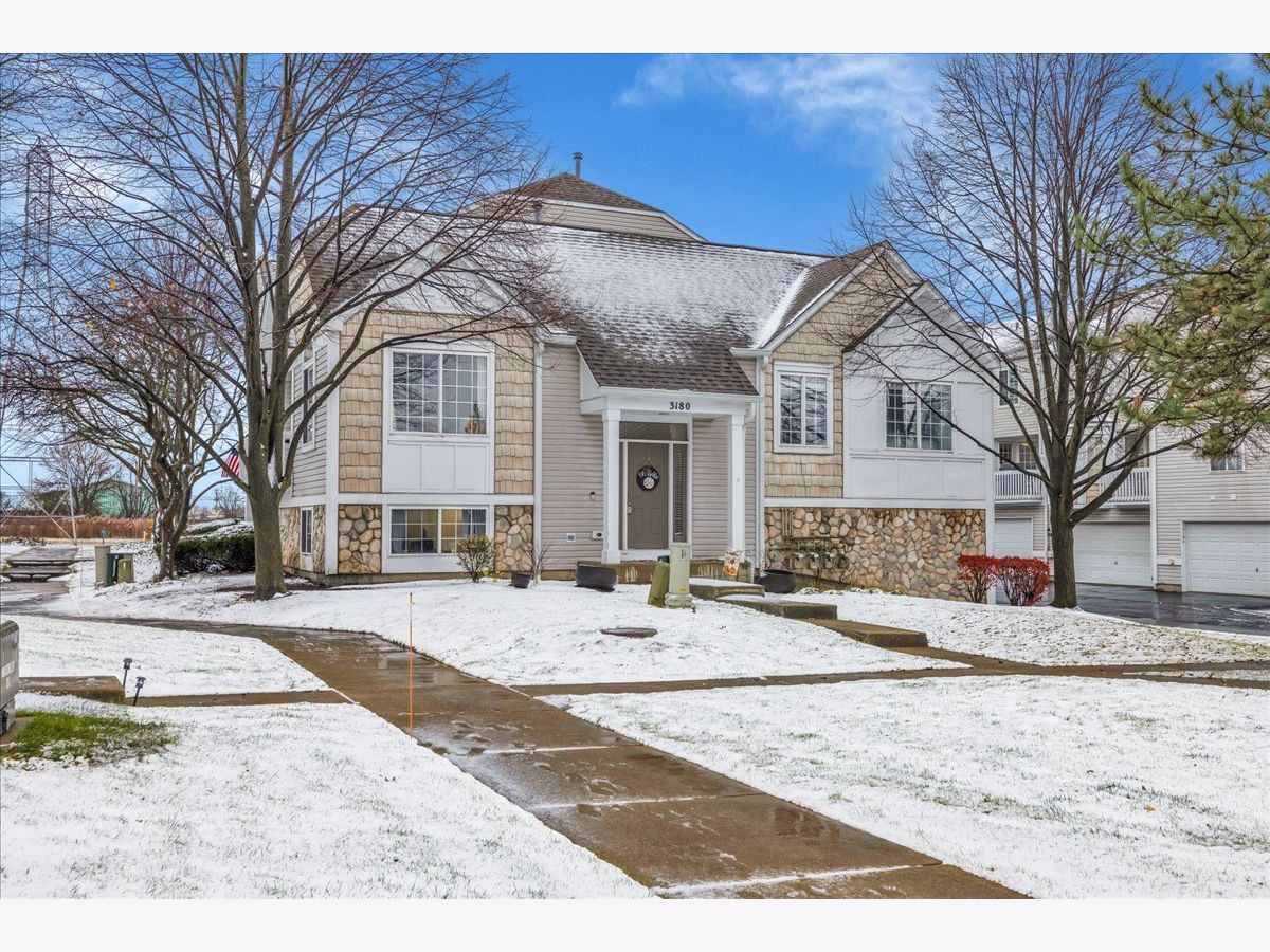Townhomes Sold Coves Of Harbor Springs Aurora Illinois, 3180 Ketch