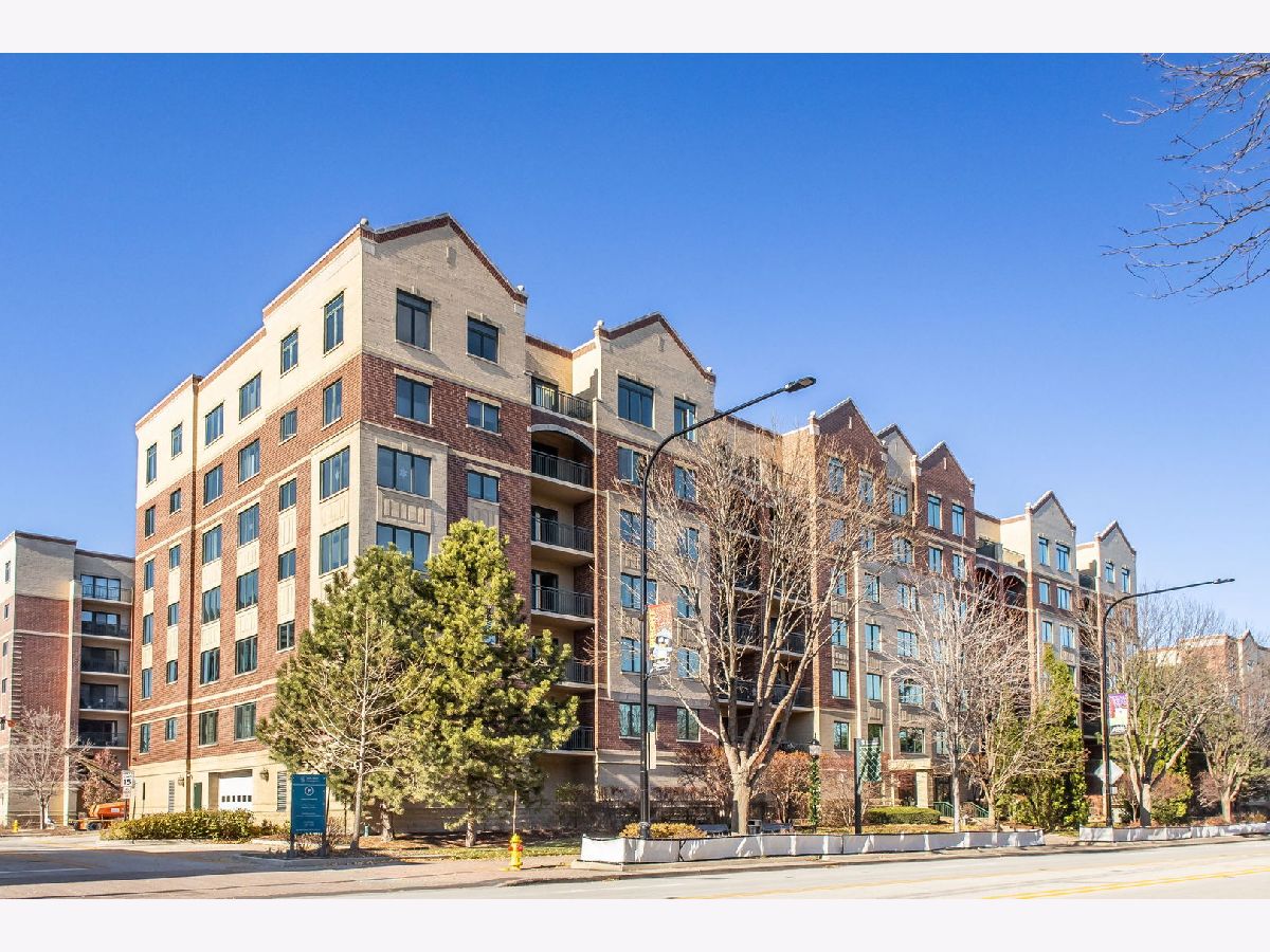 Condominiums Sold Village Centre Mount Prospect Illinois, 20 Main