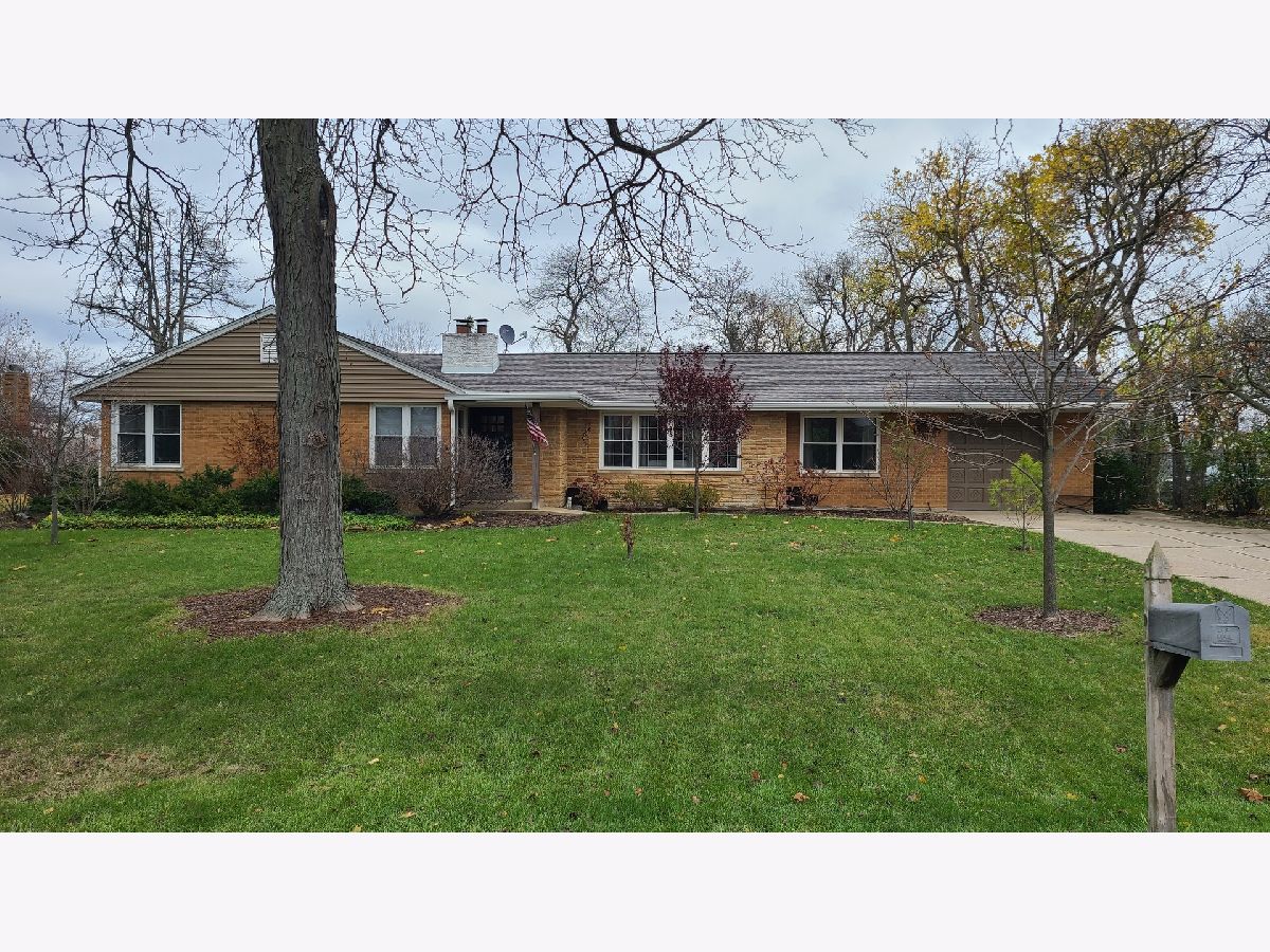  Sold Medinah Illinois, 6N655 Spring