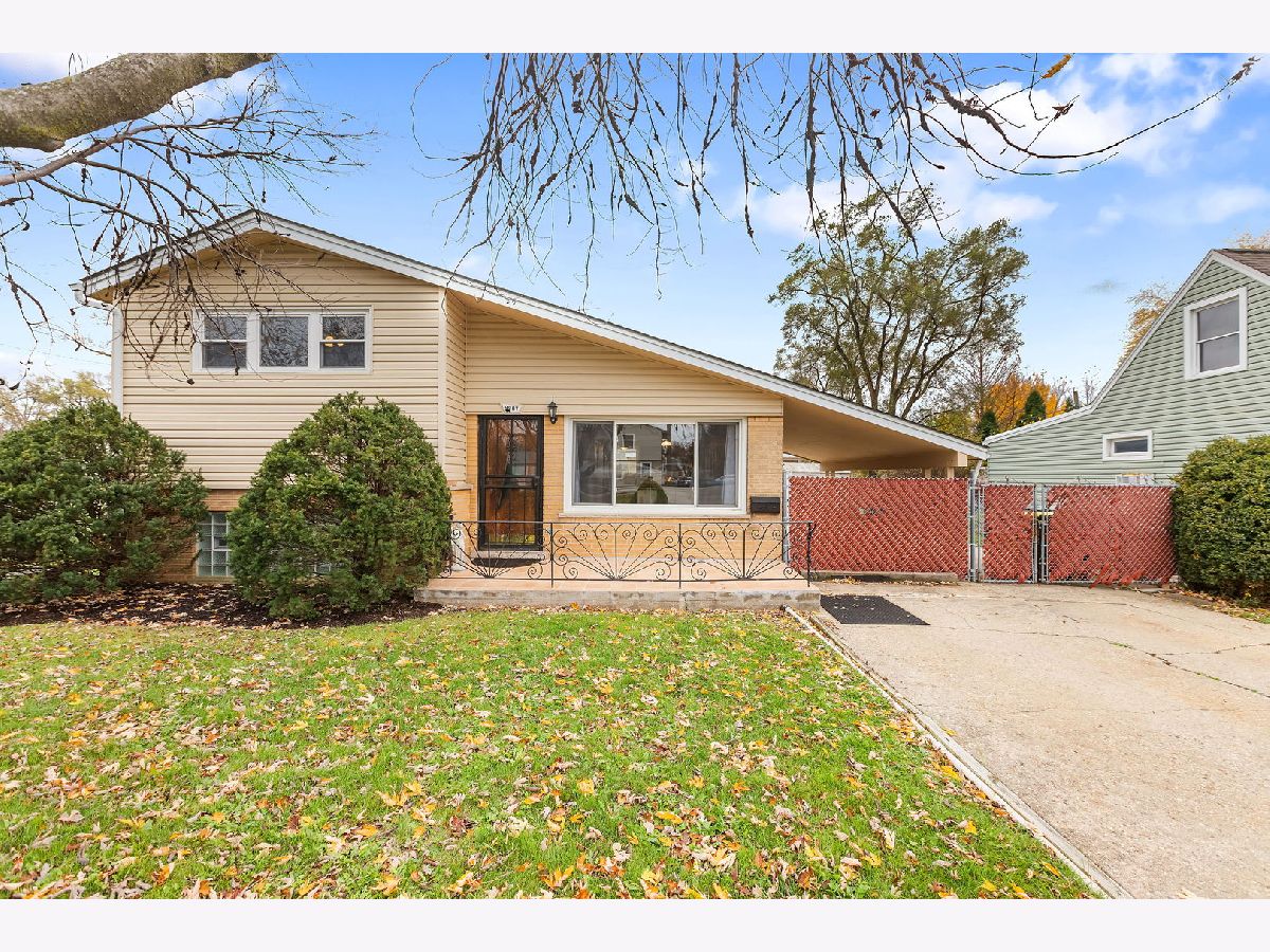  For Sale Melrose Park Illinois, 9907 Fullerton Avenue
