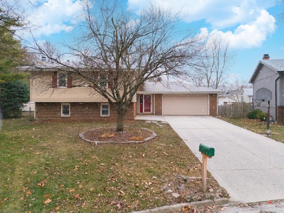 Homes & Condos & Townhomes Sold Bunker Hill Normal Illinois, 1112 Liberty