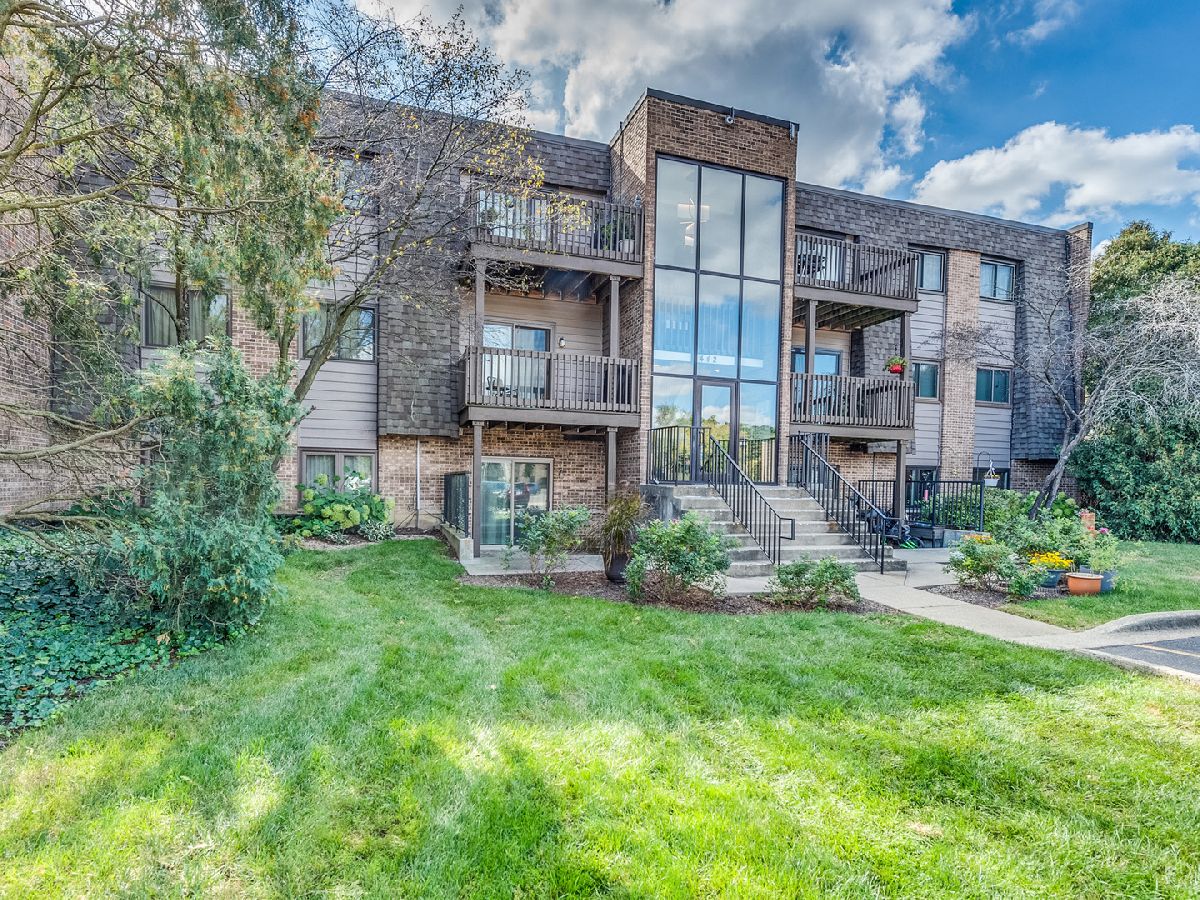 Condominiums Rented Drake Terrace Wheaton Illinois, 1442 Stonebridge