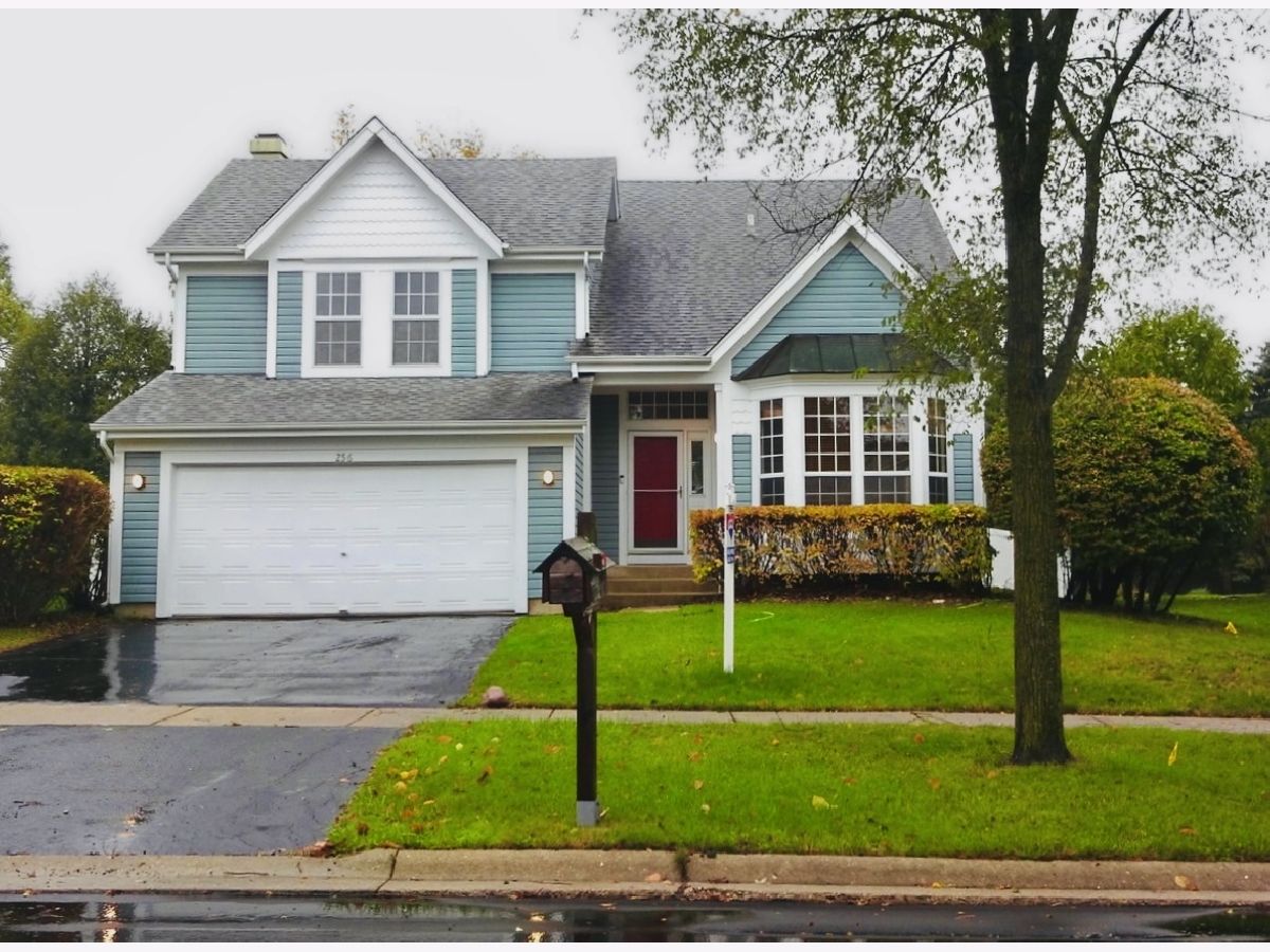 Homes & Condos & Townhomes Rented Fairfax Crossings Bartlett Illinois, 256 Shawnee