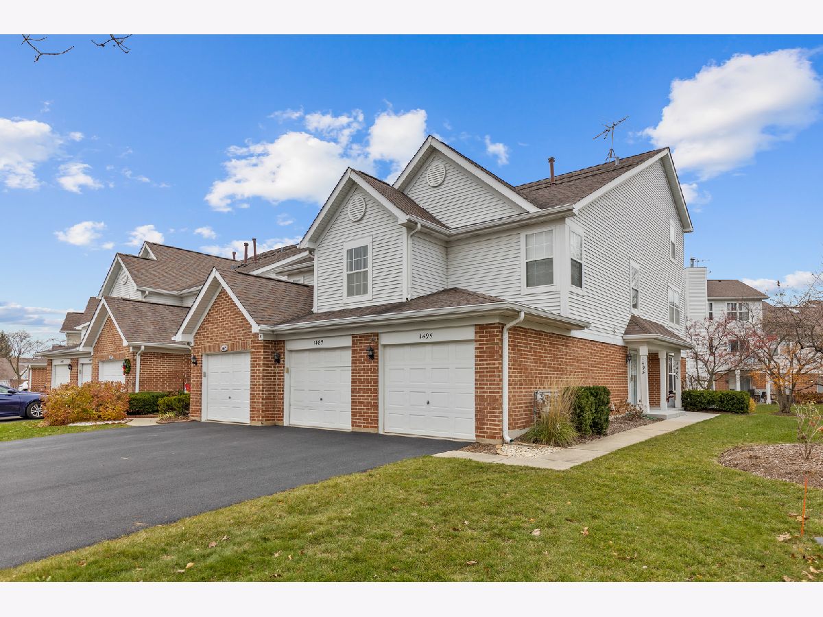 Townhomes & Condos Sold Turnberry Manor Roselle Illinois, 1495 Ashbury