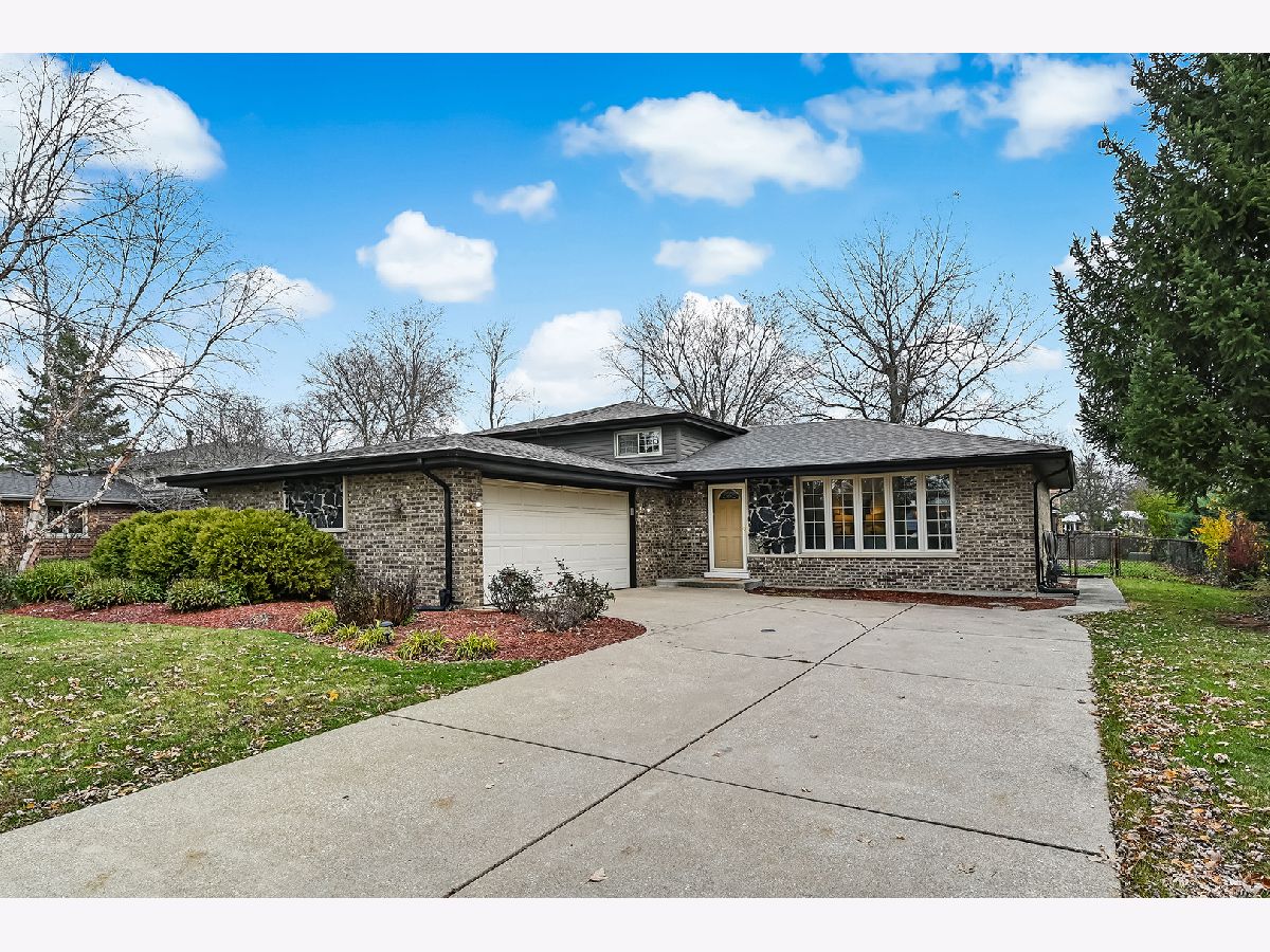 Homes Sold Rosehill Estates Downers Grove Illinois, 9S215 Kearney