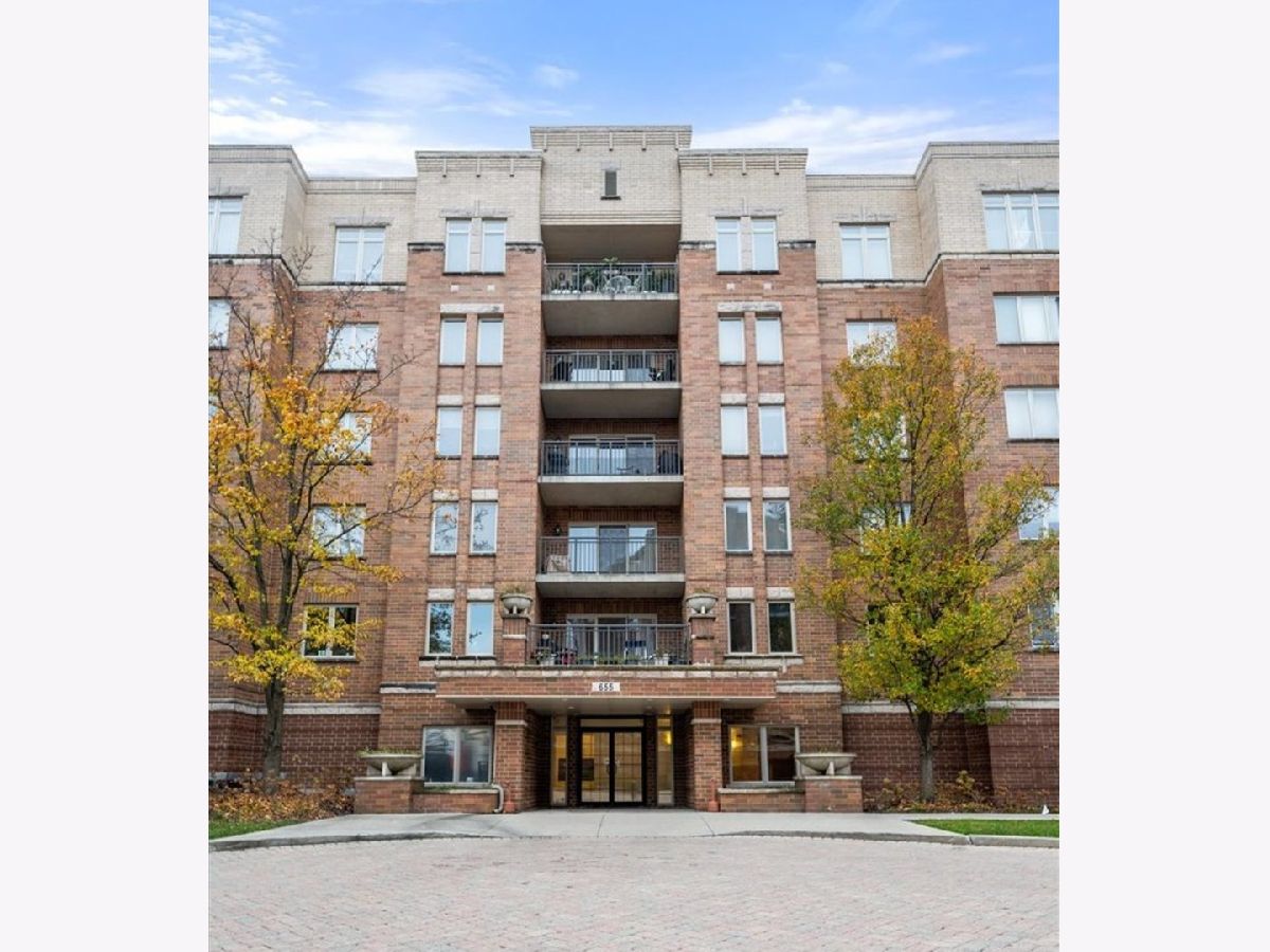 Condominiums Rented Park Place Elk Grove Village Illinois, 655 Perrie
