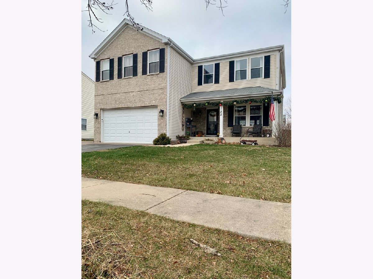  Sold Waterman Illinois, 722 Kennedy