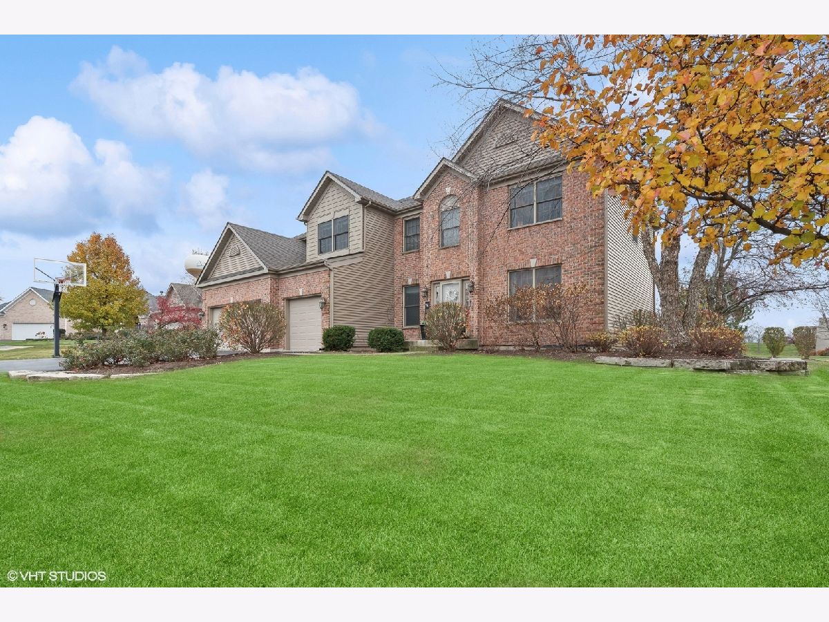 Homes & Townhomes Sold Woodland Ridge Antioch Illinois, 1300 Sandhill