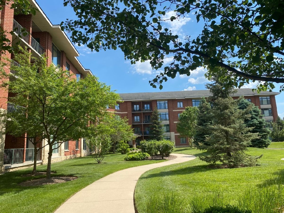 Condominiums Sold Fountain Square Lombard Illinois, 855 22nd