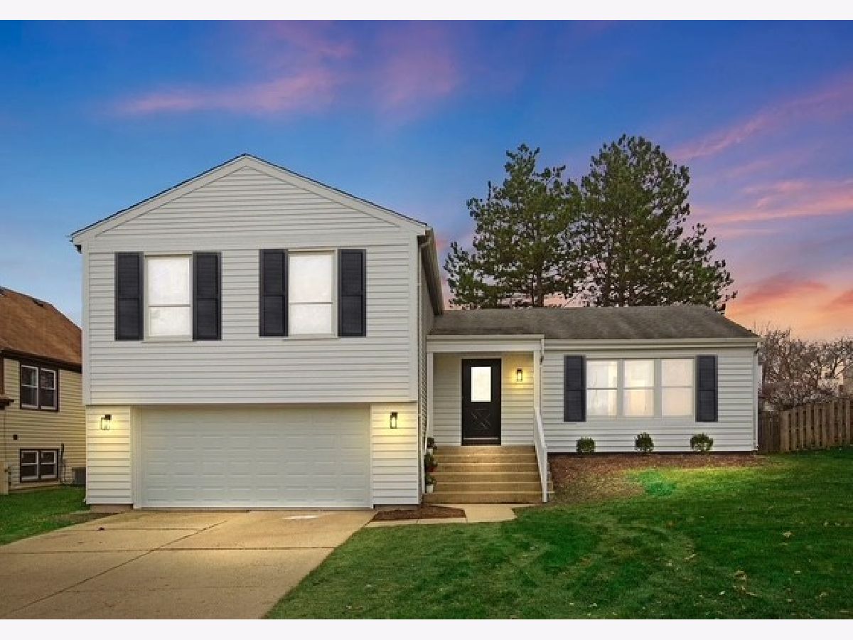 Homes Sold Strathmore Grove Buffalo Grove Illinois, 740 Kingsbridge