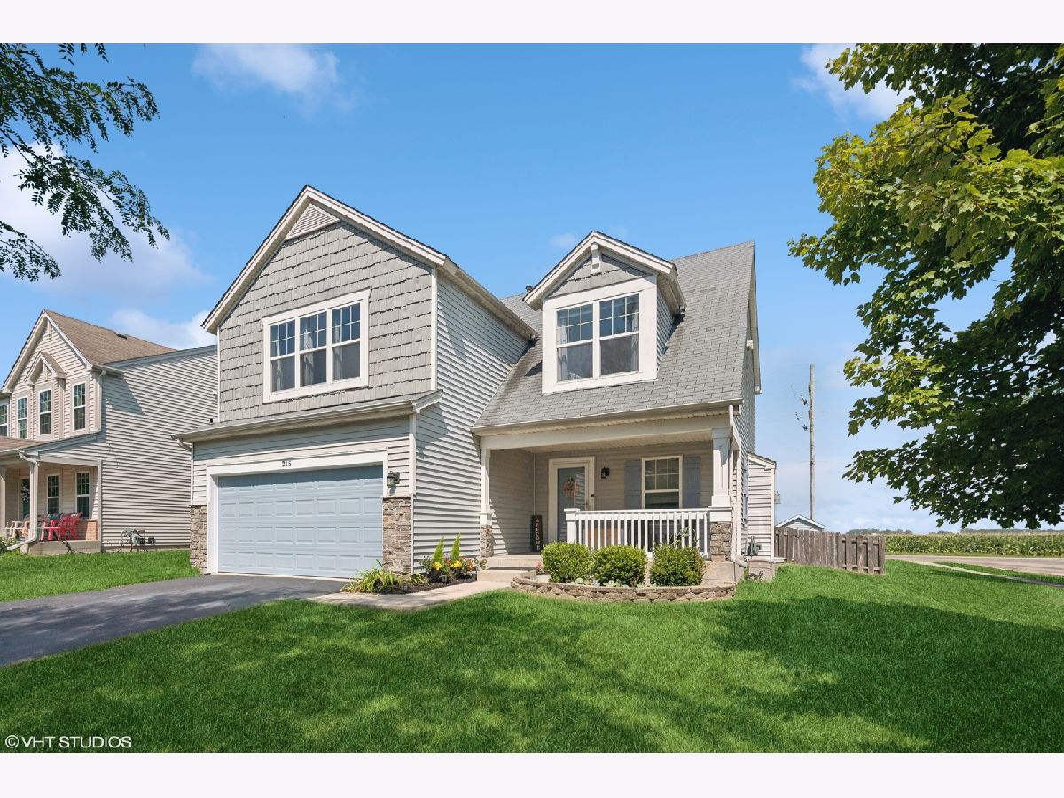 Homes Sold Neucort Lakes Cortland Illinois, 215 Clover