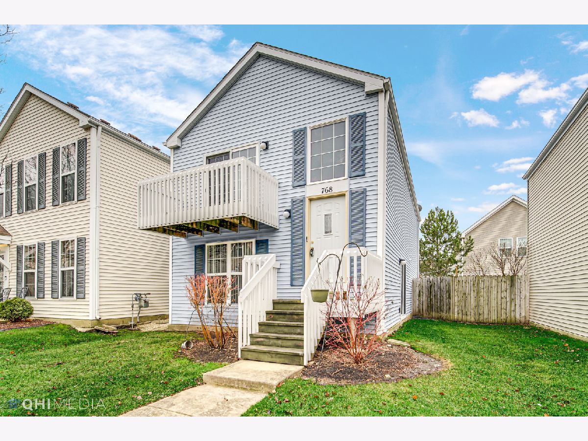 Homes & Townhomes & Condos Rented Hometown Aurora Illinois, 768 Four Seasons