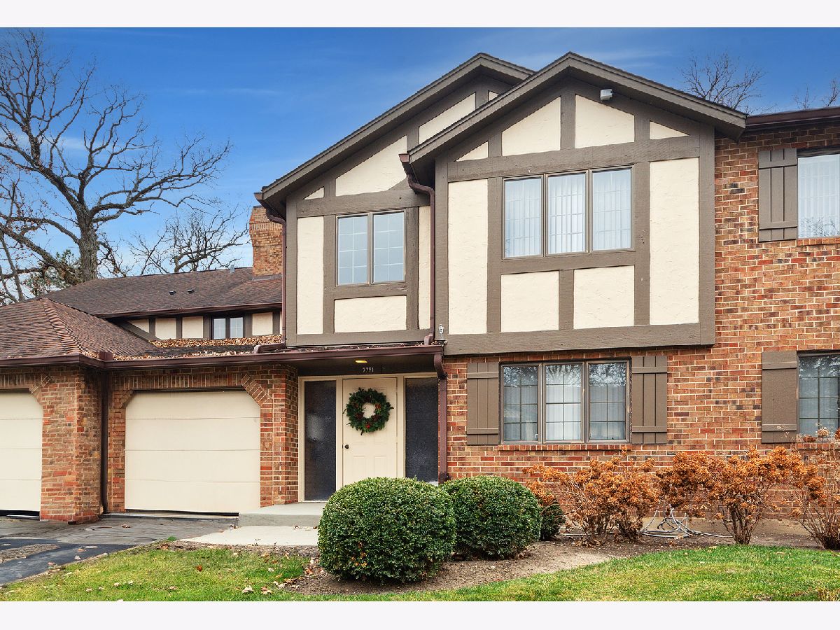 Condos & Townhomes Sold Oak Hills Country Club Palos Heights Illinois, 7761 Foresthill