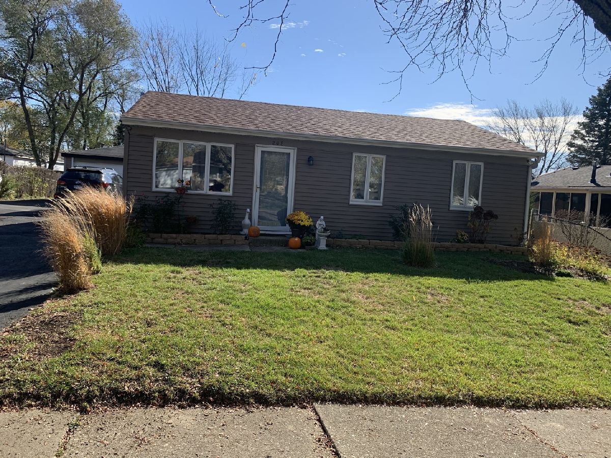 Homes Sold Cinnamon Creek Bolingbrook Illinois, 208 Creekside