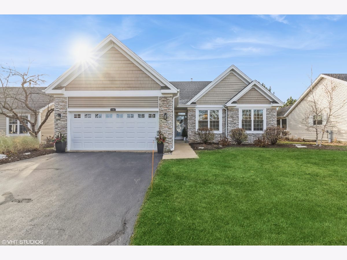 Homes Sold Wyndmuir Crystal Lake Illinois, 715 Nashua