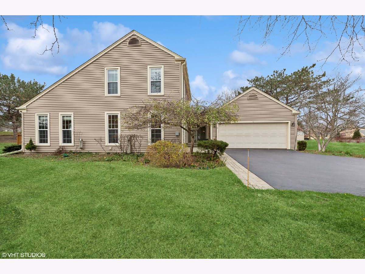 Townhomes & Condos & Homes Sold Ancient Tree Northbrook Illinois, 14 The Court Of Stone Creek