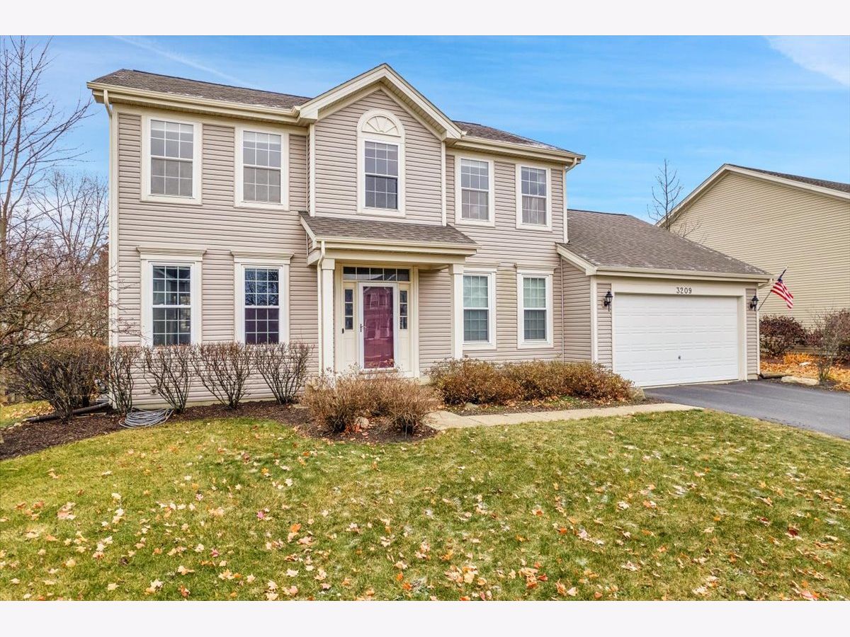 Homes Sold Huntington Chase Montgomery Illinois, 3209 Thomas