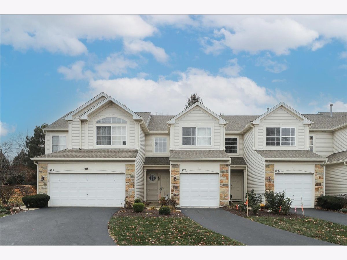Townhomes & Condos & Homes Sold Misty Creek Aurora Illinois, 1971 Misty Ridge