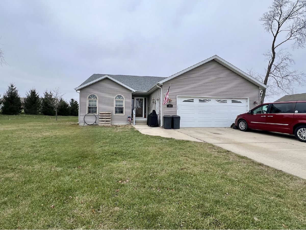  Sold Gifford Illinois, 103 West