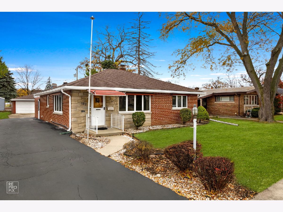  Rented Bensenville Illinois, 220 Miner
