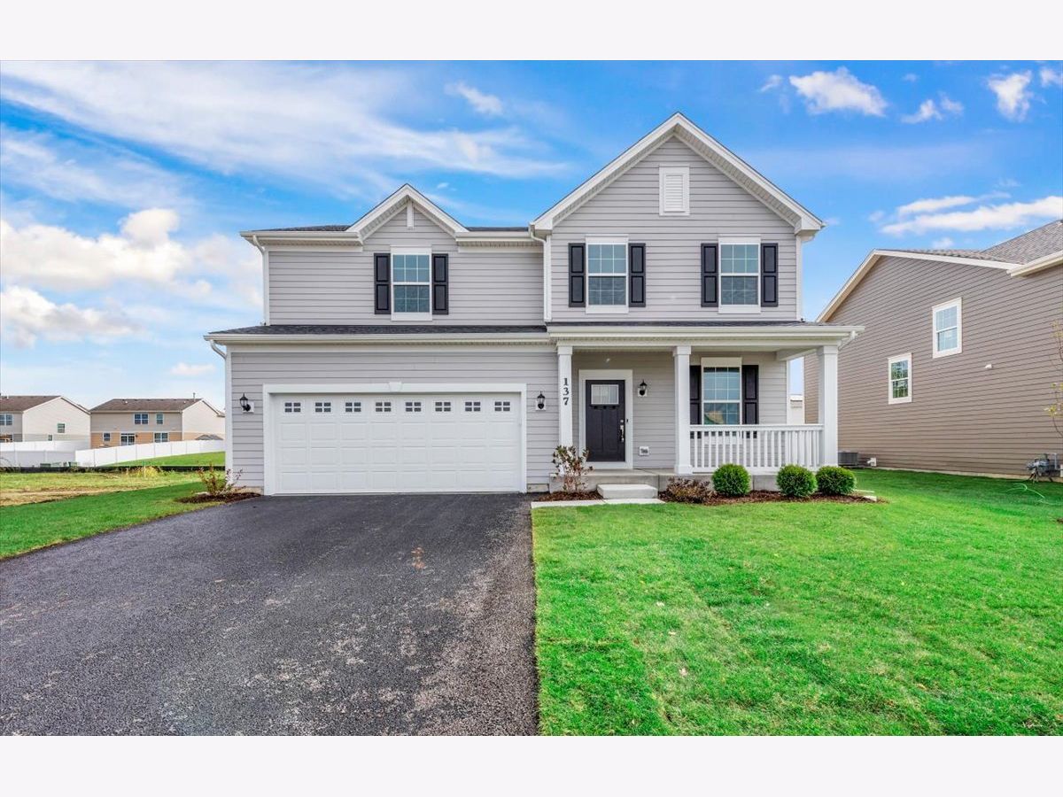 Homes Sold Reston Ponds Sycamore Illinois, 468 Cloverlane