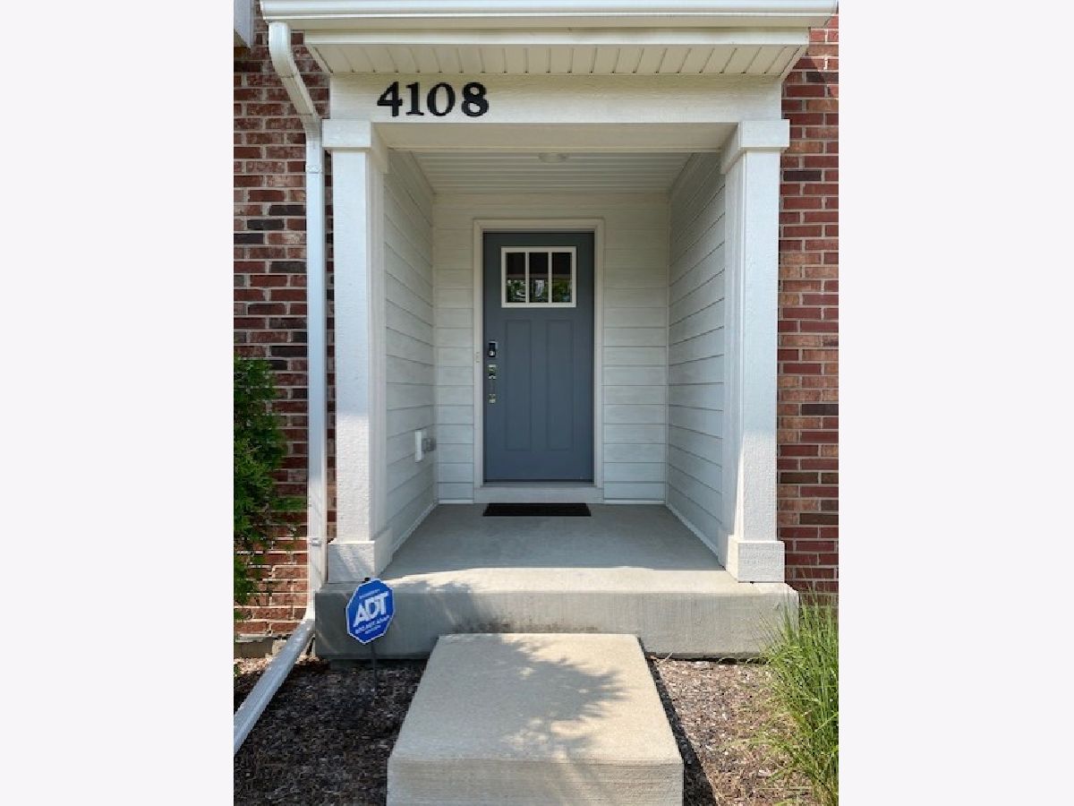 Townhomes Rented Union Square Aurora Illinois, 4108 Liberty