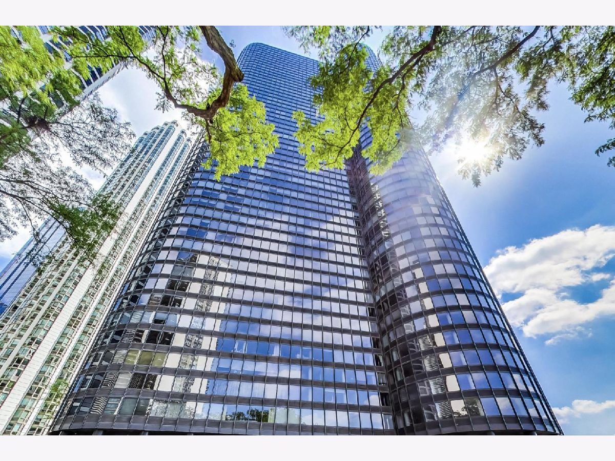Condos & Townhomes Sold Harbor Point Chicago Illinois, 155 Harbor