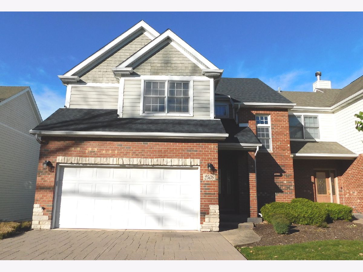 Townhomes Rented Reflections At Beacon Hill Crest Hill Illinois, 2506 Reflections