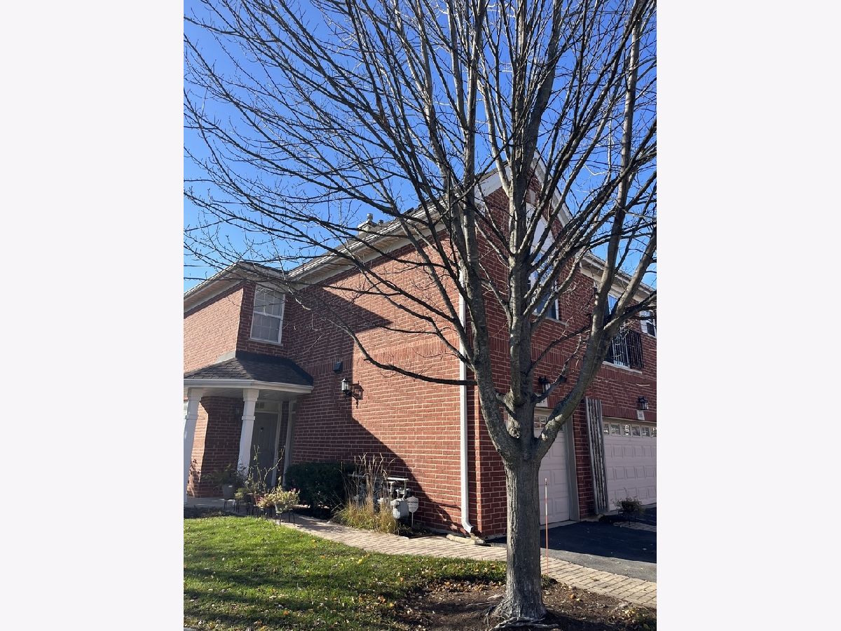 Townhomes Rented Northbrook Greens Northbrook Illinois, 879 Bromley