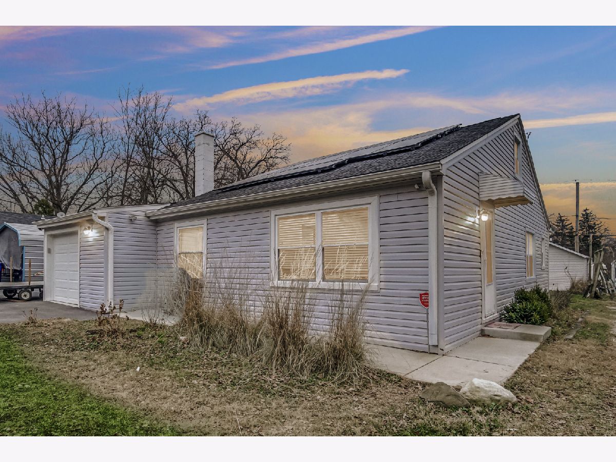 Homes Sold Mylith Park Island Lake Illinois, 27605 Beech