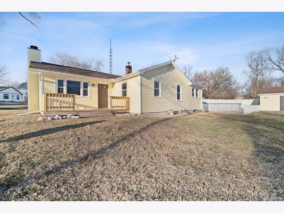  Sold Towanda Illinois, 202 Monroe