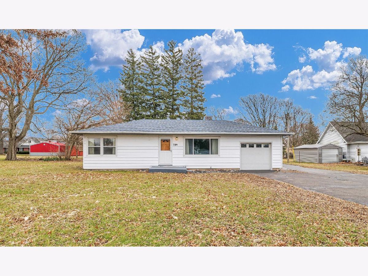  Sold Mansfield Illinois, 309 Main