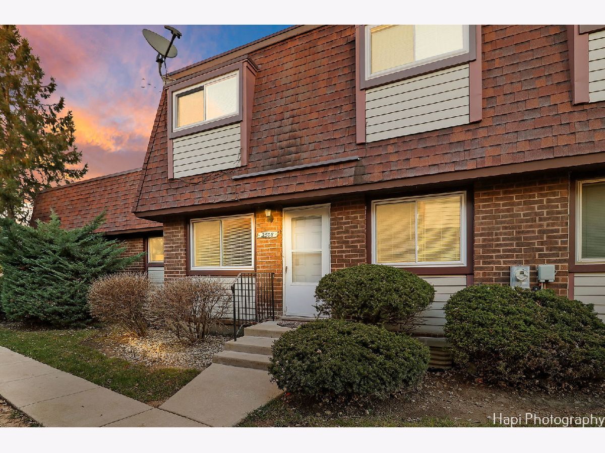 Townhomes & Condos Sold Hickory Hills Waukegan Illinois, 2508 Berkshire