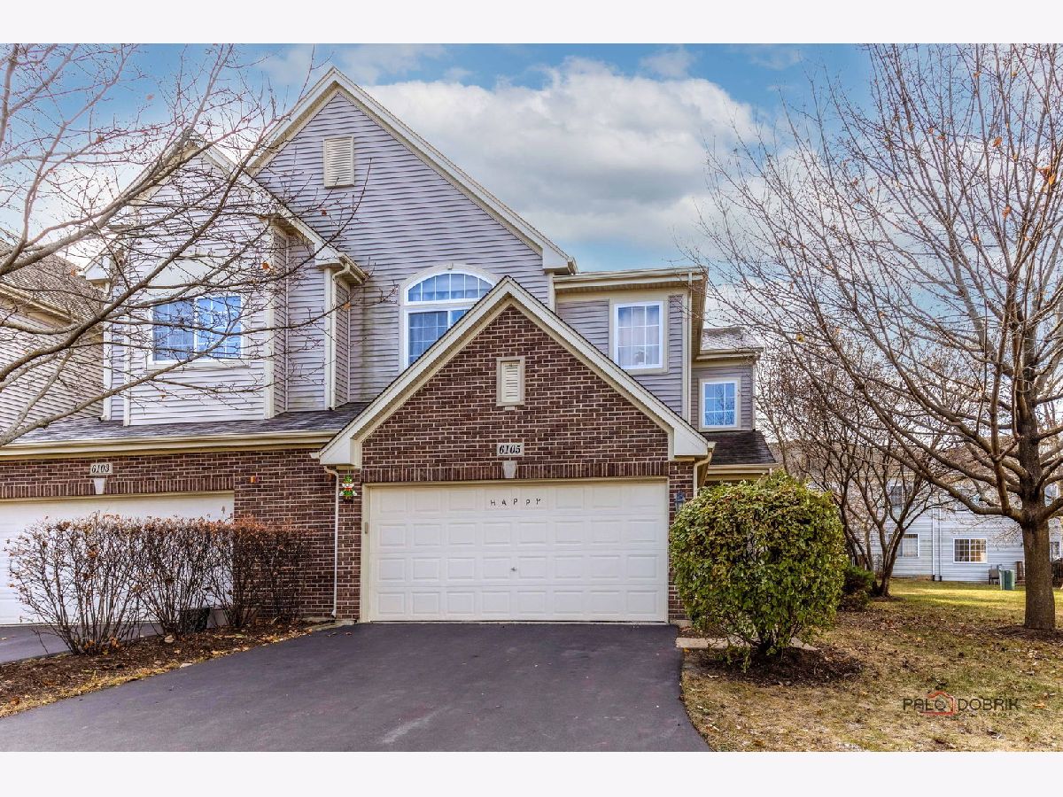 Townhomes & Condos Sold Canterbury Fields Hoffman Estates Illinois, 6105 Canterbury