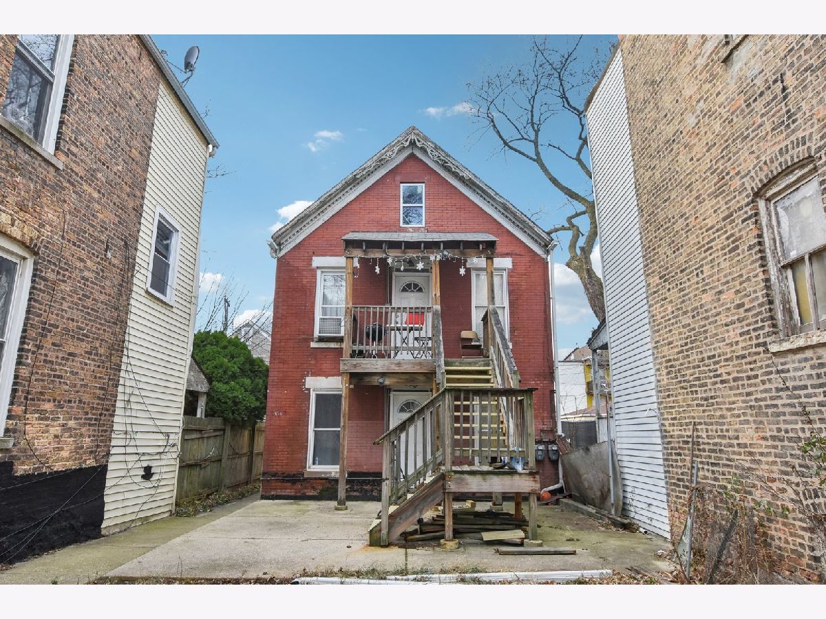  Sold Chicago Illinois, 2436 Trumbull